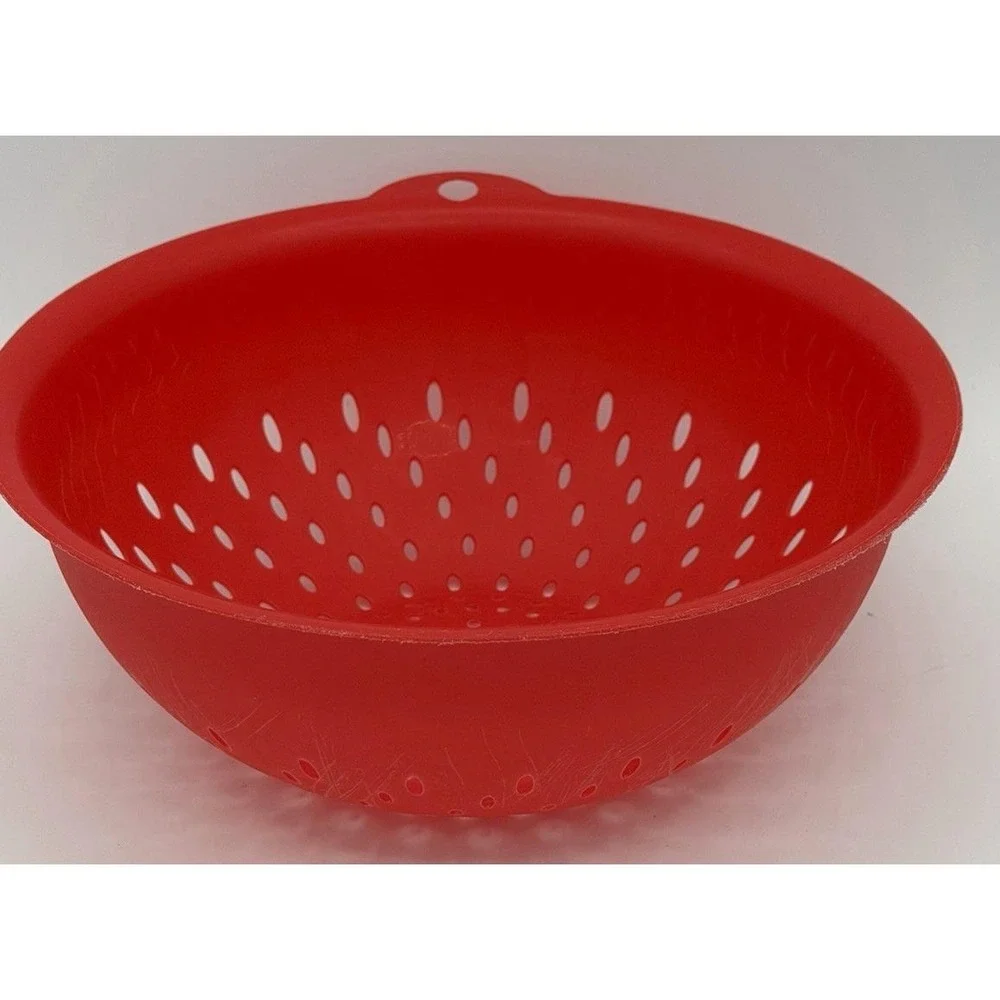 Betty Crocker strainers are